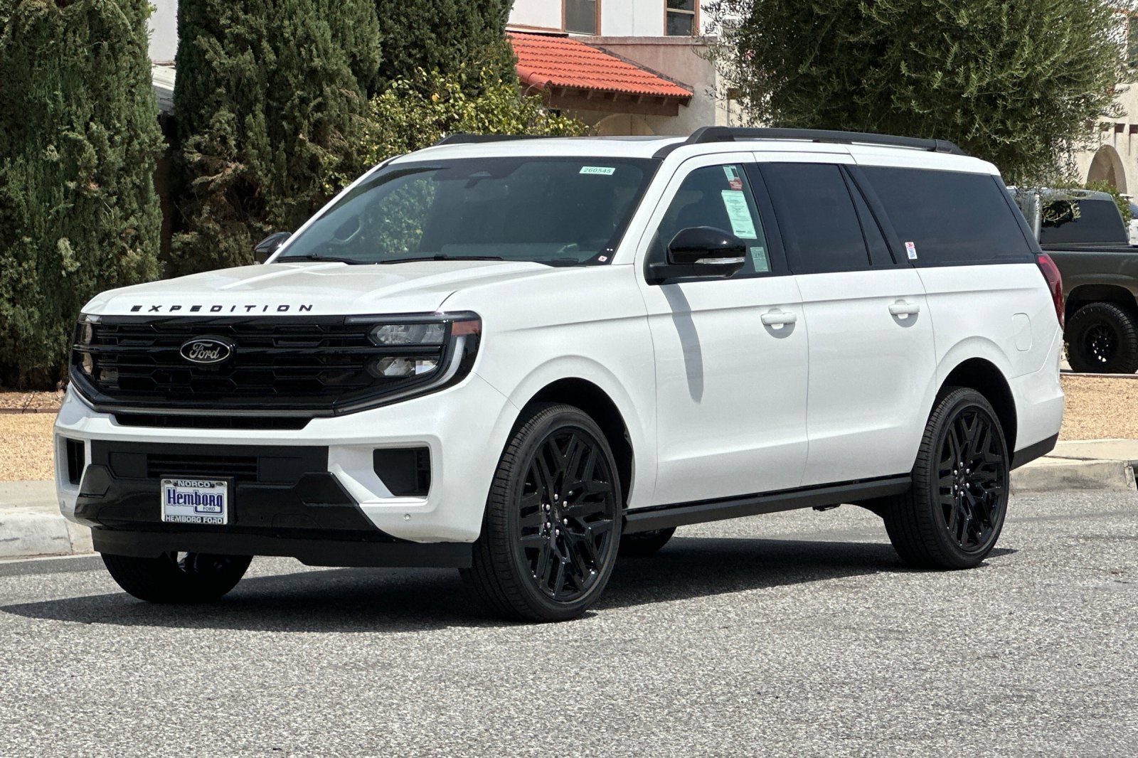New 2026 Ford Expedition Max Platinum w/ Stealth Performance Package AWD/4WD image 8