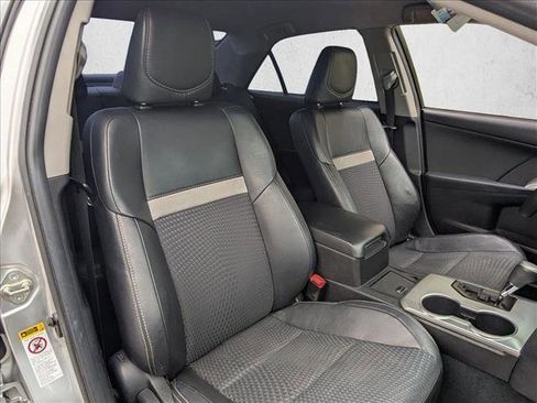 Used 2013 Toyota Camry SE image 18