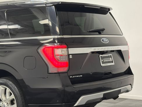Used 2019 Ford Expedition Platinum AWD/4WD image 7