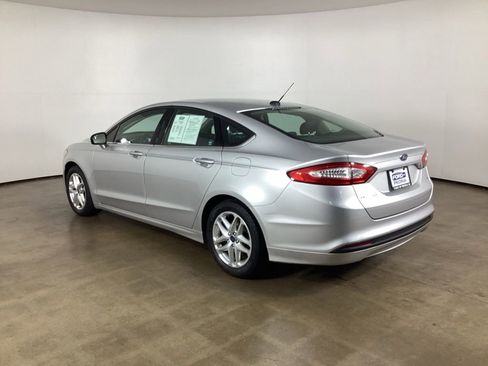 Used 2014 Ford Fusion SE FWD image 14