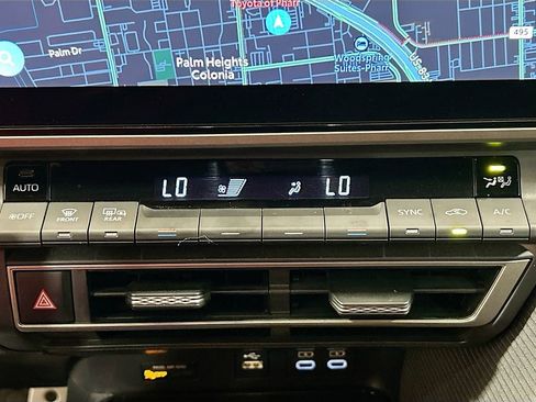Used 2025 Toyota Camry SE w/ Multimedia Upgrade Package FWD image 14
