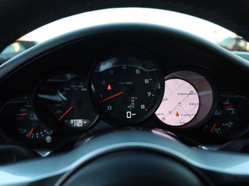 Used 2017 Porsche 911 Carrera image 28