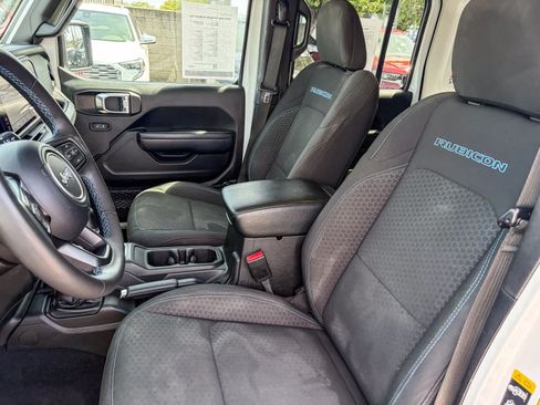 Used 2024 Jeep Wrangler Unlimited Rubicon 4xe AWD/4WD image 15