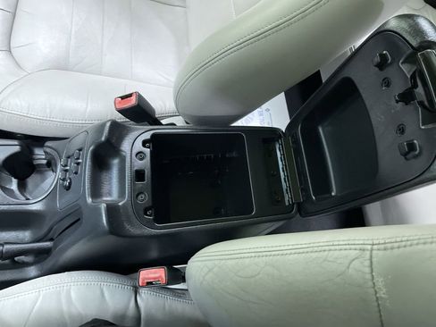 Used 2003 Jeep Liberty Limited image 24