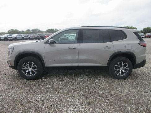 New 2026 GMC Acadia AT4 w/ Super Cruise Package image 9
