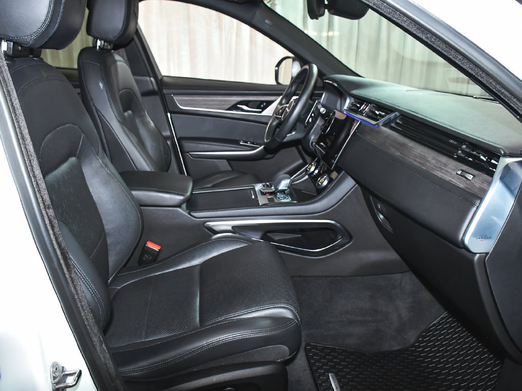 Used 2023 Jaguar F-PACE S AWD/4WD image 59