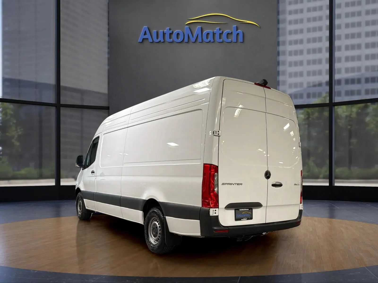 Used 2025 Mercedes-Benz Sprinter 2500 image 8
