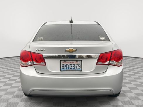 Used 2016 Chevrolet Cruze LS image 4