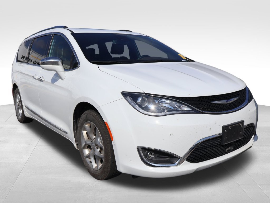Used 2020 Chrysler Pacifica Limited w/ Advanced Safetytec Group FWD image 2