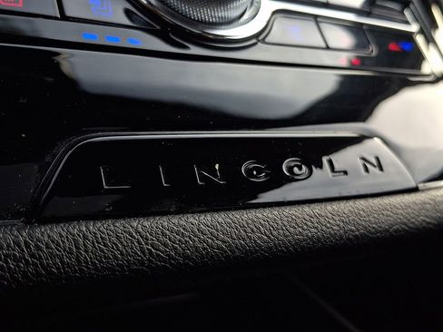 Used 2020 Lincoln Corsair Reserve w/ Elements Package image 26