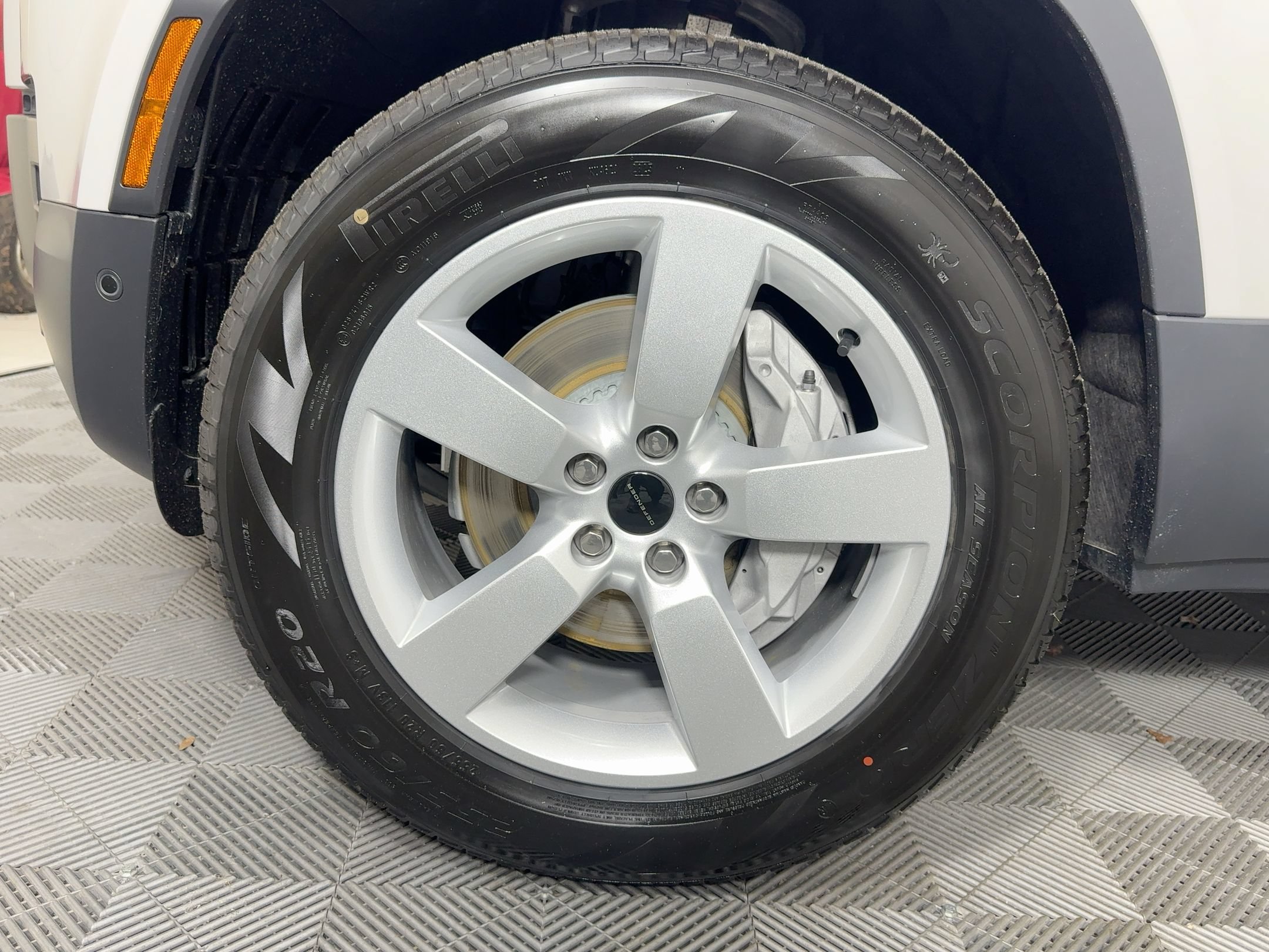 Used 2026 Land Rover Defender 110 S AWD/4WD image 11