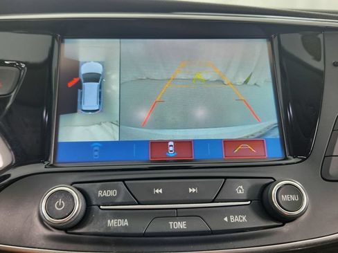 Used 2020 Buick Envision Premium w/ Driver Confidence Package AWD/4WD image 28