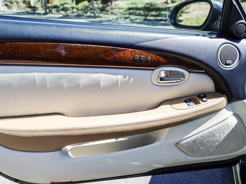 Used 2008 Lexus SC 430 Convertible RWD image 23