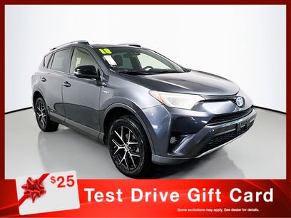 Used 2018 Toyota RAV4 SE