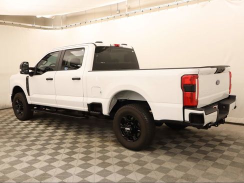 Certified 2025 Ford F250 XL w/ STX Appearance Package image 3