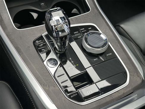 Used 2022 BMW X5 xDrive40i w/ Executive Package image 30