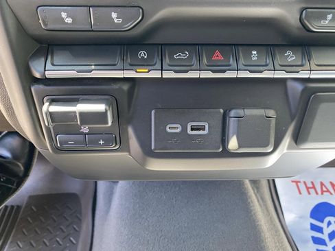 Used 2021 GMC Sierra 1500 SLE w/ X31 Off-Road Package AWD/4WD image 48