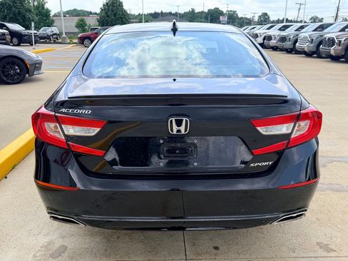 Used 2022 Honda Accord Sport image 6