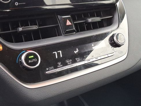 Certified 2022 Toyota Corolla LE image 16