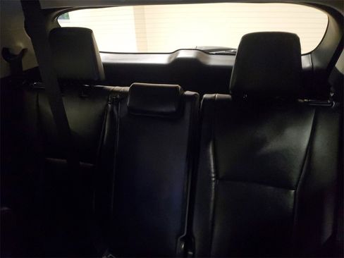 Certified 2023 Toyota Highlander XLE image 14