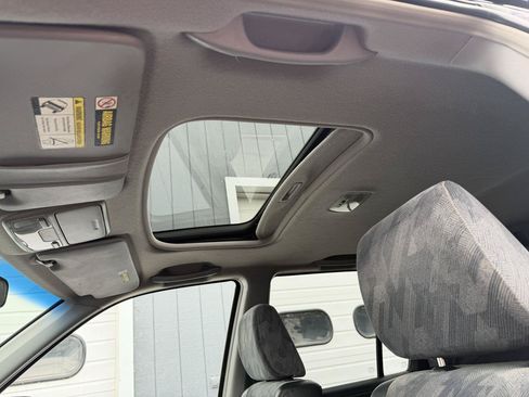 Used 2003 Honda CR-V EX image 8