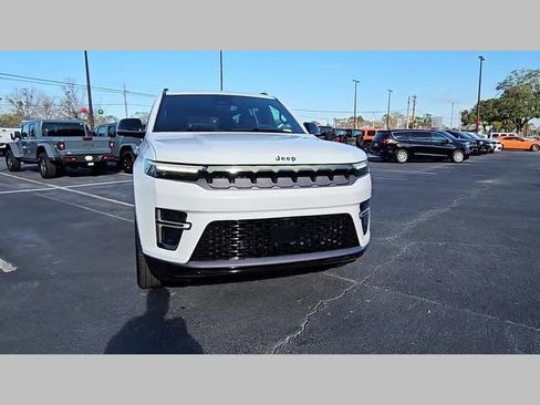 New 2026 Jeep Grand Wagoneer Limited image 19