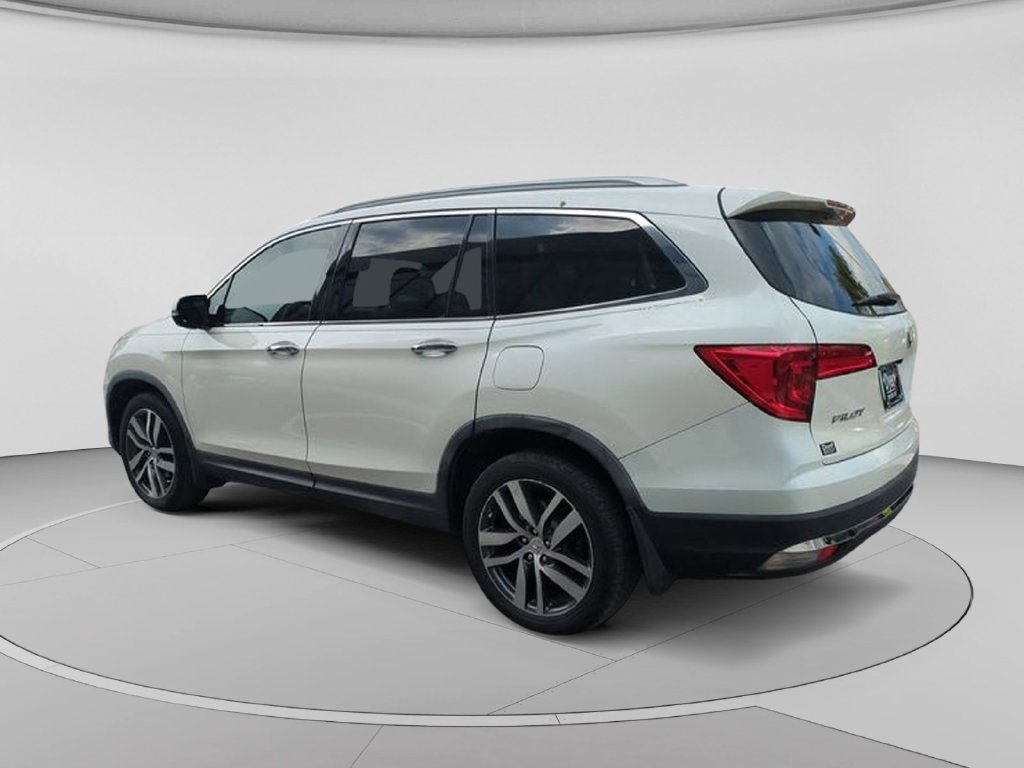 Used 2017 Honda Pilot Elite image 7