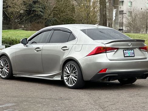 Used 2017 Lexus IS 300 AWD image 6