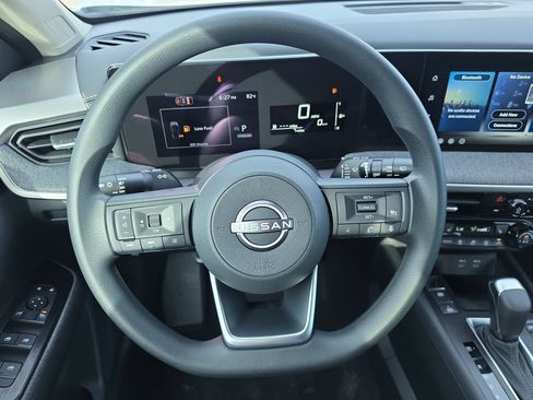 New 2026 Nissan Kicks SV w/ SV Premium Package FWD image 16