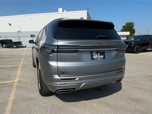 New 2026 Buick Enclave Avenir w/ Super Cruise Package image 7