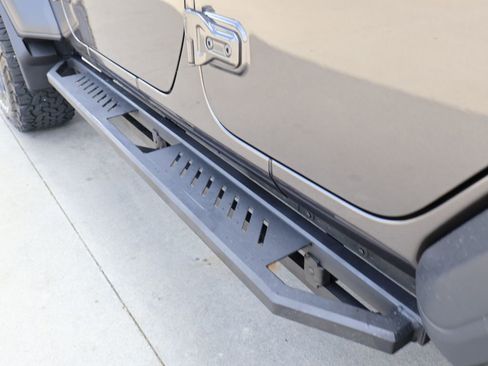 Used 2020 Jeep Wrangler Unlimited Sport AWD/4WD image 10