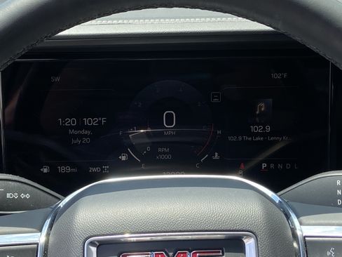 Used 2025 GMC Terrain Elevation w/ Black Edition AWD/4WD image 14