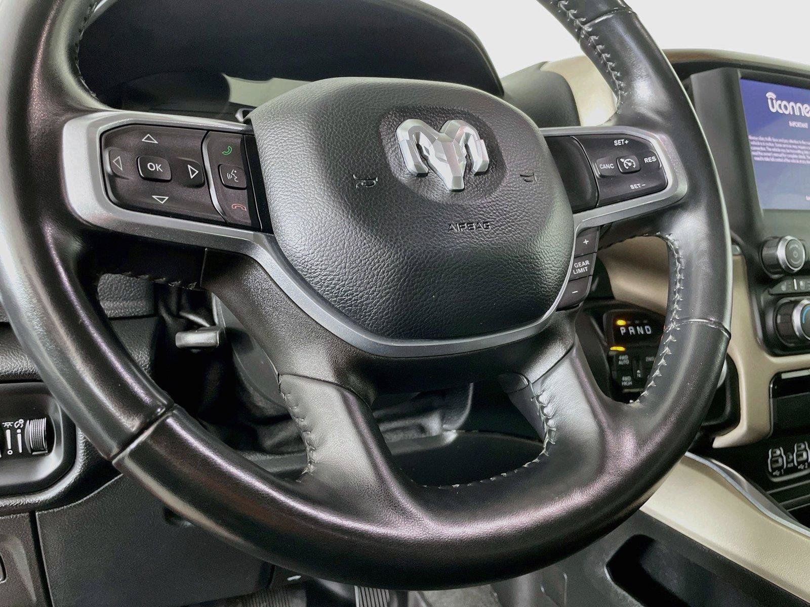 Used 2022 RAM 1500 Laramie AWD/4WD image 14