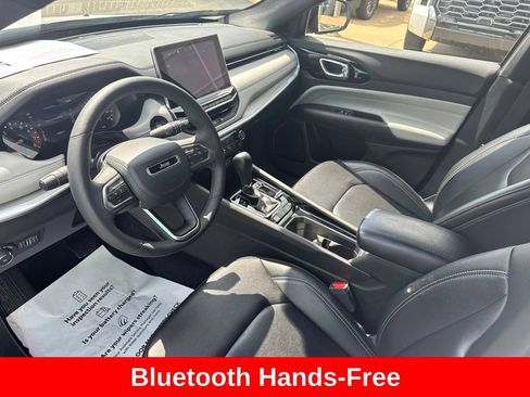 Used 2025 Jeep Compass Limited AWD/4WD image 13