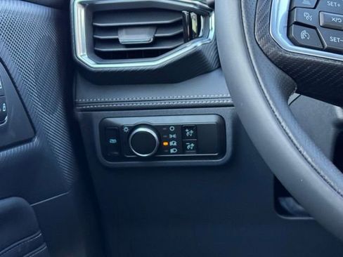 New 2026 Ford Mustang Premium image 28