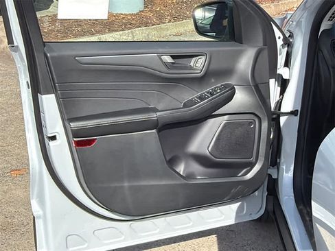 New 2026 Ford Escape Active image 11