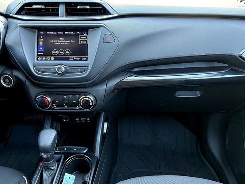 Used 2023 Chevrolet TrailBlazer LT image 14