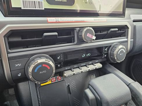 New 2026 Toyota 4Runner TRD Off-Road Premium AWD/4WD image 30