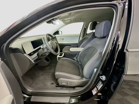 Used 2024 Hyundai Ioniq 5 SEL image 13