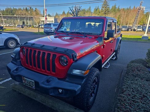 Used 2020 Jeep Gladiator Sport w/ Quick Order Package 24S AWD/4WD image 1