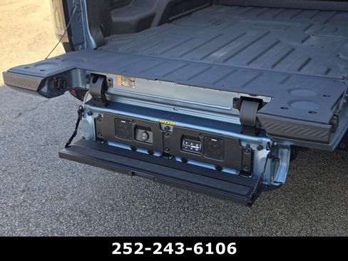 Used 2024 GMC Hummer EV 3X w/ Omega Edition image 33