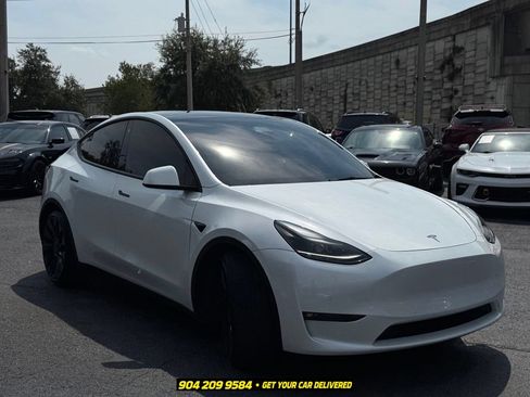 Used 2022 Tesla Model Y Performance AWD/4WD image 10