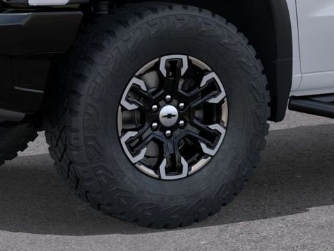 New 2026 Chevrolet Silverado 1500 ZR2 AWD/4WD image 9