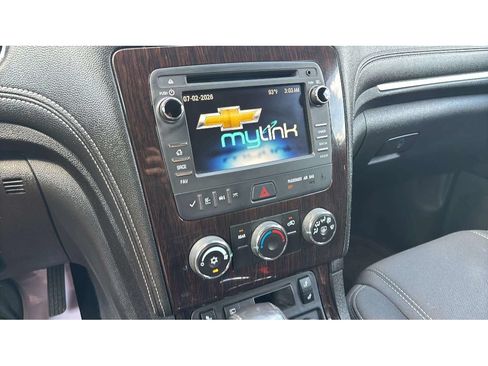 Used 2016 Chevrolet Traverse LT w/ Style and Technology Package AWD/4WD image 18
