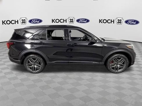New 2026 Ford Explorer ST-Line w/ ST-Line Street Pack image 9