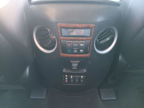 Used 2015 Honda Pilot Touring image 27