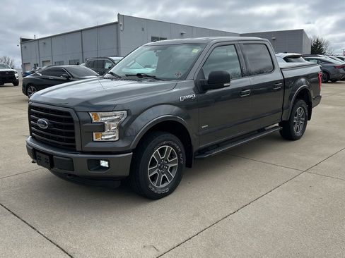 Used 2016 Ford F150 XLT w/ Equipment Group 302A Luxury image 4