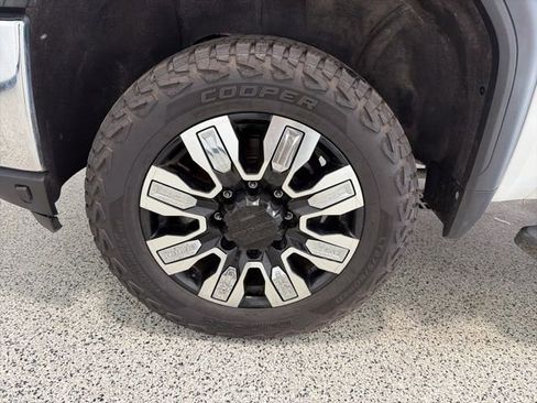 Used 2023 GMC Sierra 2500 SLE AWD/4WD image 33