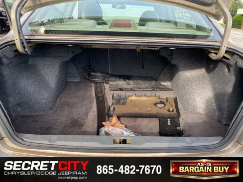 Used 2005 Nissan Altima 2.5 S w/ (S02) Side Airbags Pkg FWD image 9