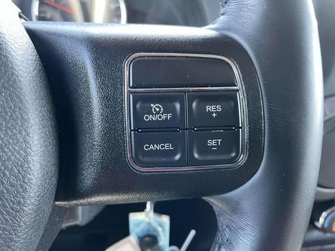 Used 2017 Jeep Wrangler Unlimited Sport w/ Quick Order Package 24S AWD/4WD image 25